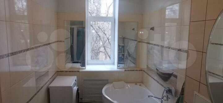 2-к. квартира, 63 м², 2/3 эт.