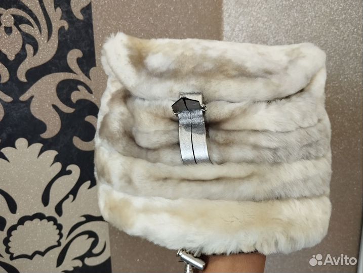 Мутоновая шапка женская