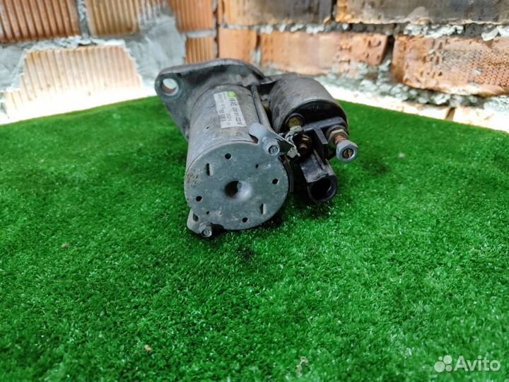 Стартер Volkswagen Passat B6 2.0FSI