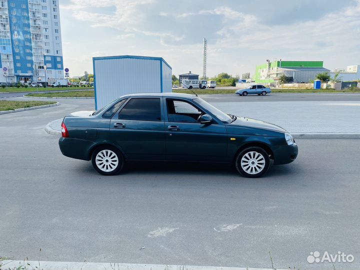 LADA Priora 1.6 МТ, 2010, 180 000 км