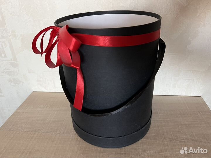 Шляпная коробка