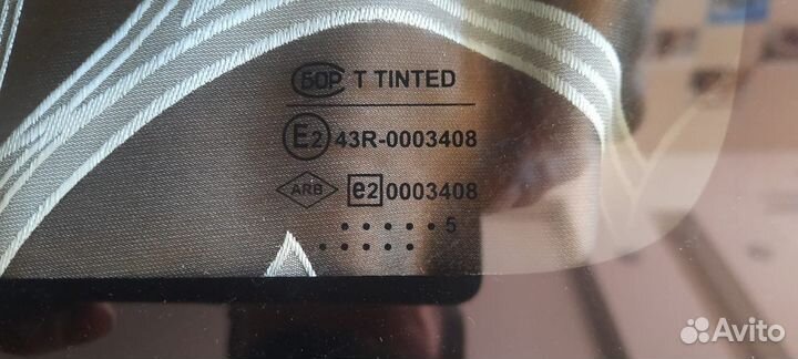 Стекло заднее форточки правое largus