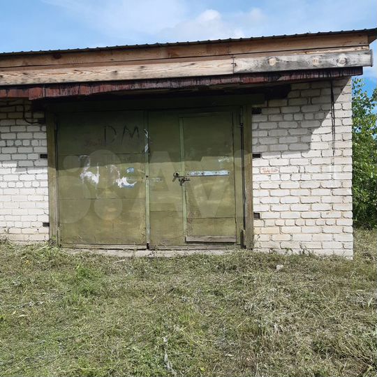 Гараж, > 30 м²