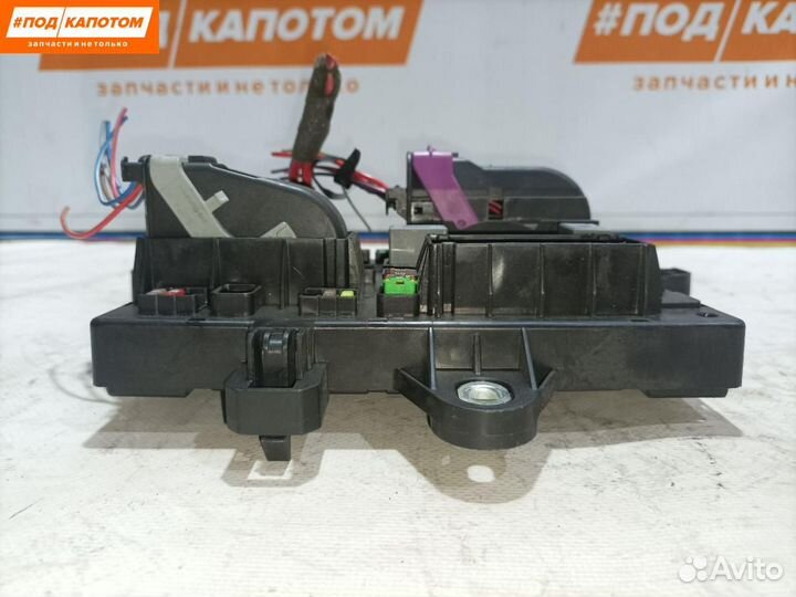 Блок предохранителей Opel Astra J (2009 - 2012)