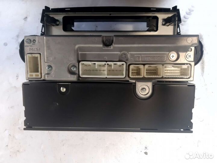 Магнитола для Тойоты Хайлендер