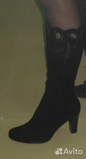 Продам шикарные зимние сапоги