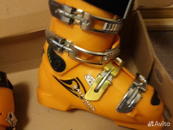 Горнолыжные ботинки Salomon