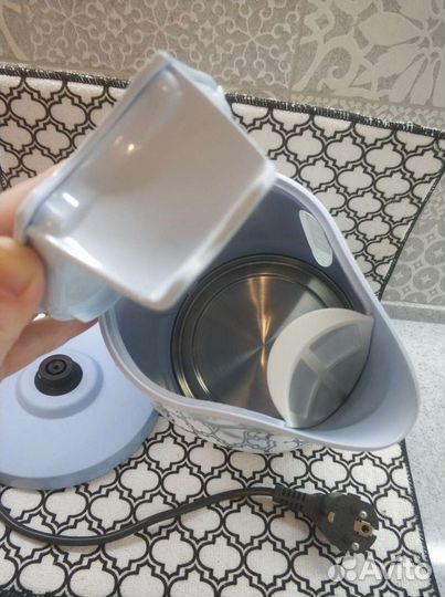 Электрический чайник Braun WK210 Германия