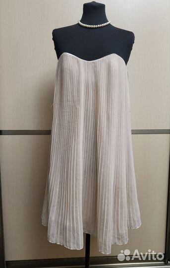 Платье на корсете плисе