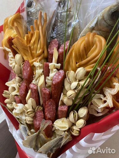 Шикарные мужские букеты на 23 февраля