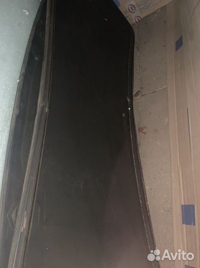 Заднее стекло газ 31029