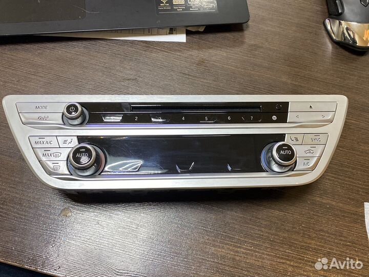 Блок управления климатической установкой BMW