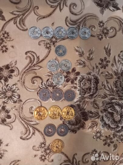 Машины и монеты -жетоны пятерочка 2