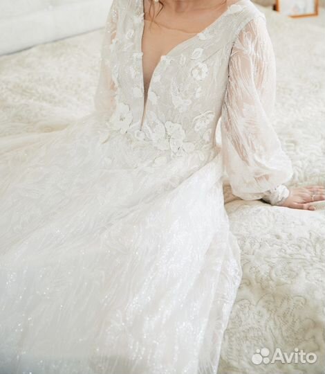 Свадебное платье с длинным рукавом