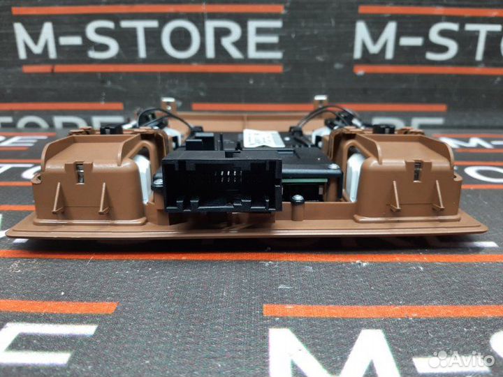 Плафон освещения задний Audi A8 4E/D3 BVJ 2008