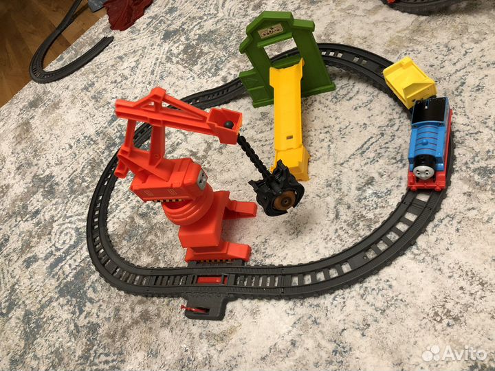 Железная дорога томас с манипулятором