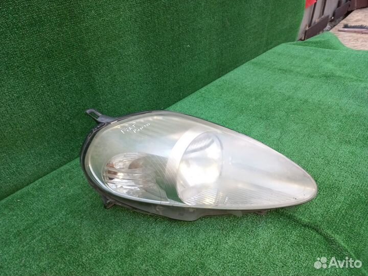 Фара левая Fiat Punto