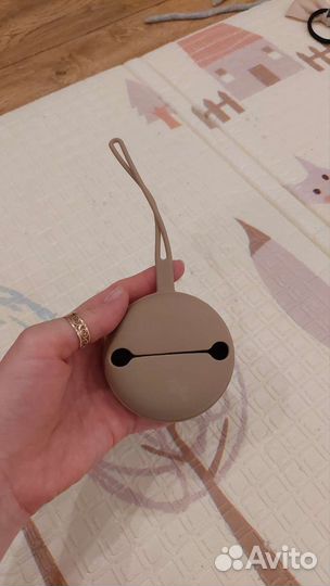 Силиконовый контейнер для соски пустышки