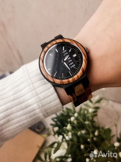 Подарок из дерева - наручные часы