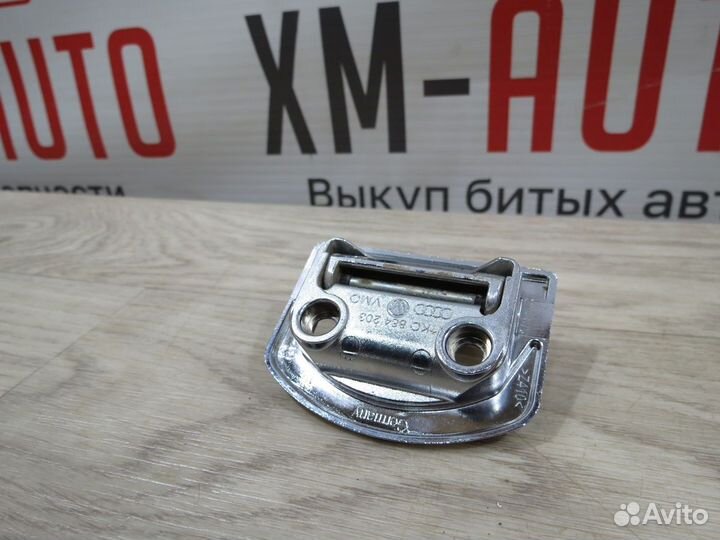 Держатель сетки багажника Porsche Macan