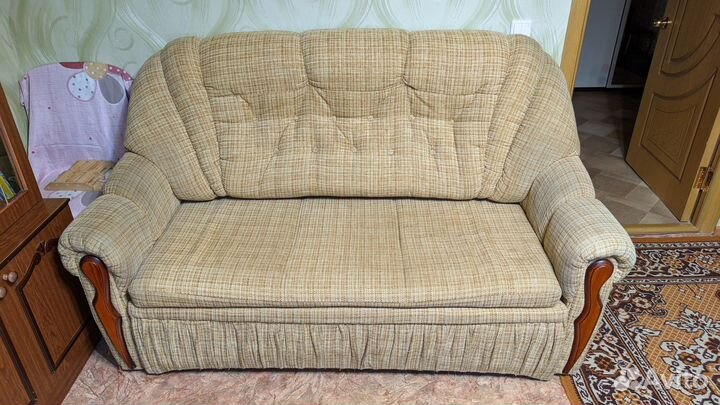 Диван и кресло