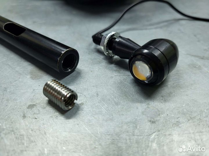 Фара и поворотники на мотоцикл