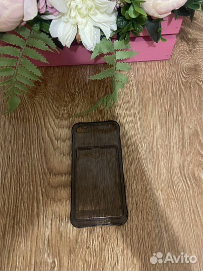 Чехол на iPhone