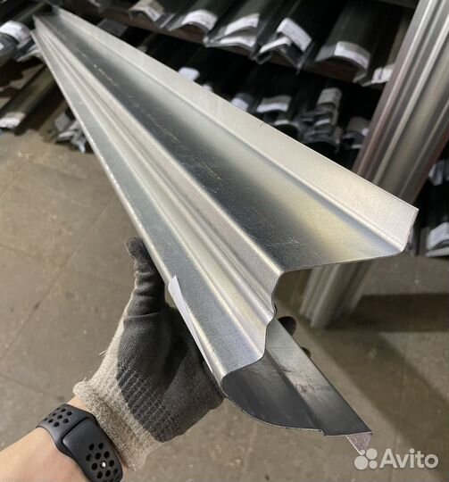 Порог левый Hyundai Tucson JM 2004-2010 (Полный пр