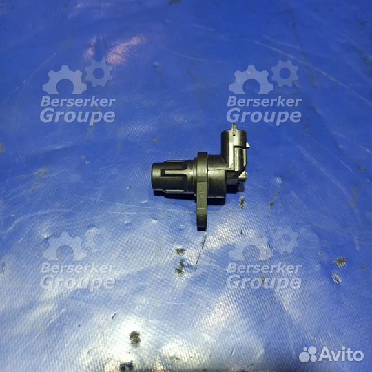 Датчик положения распредвала Mercedes-Benz S-Class