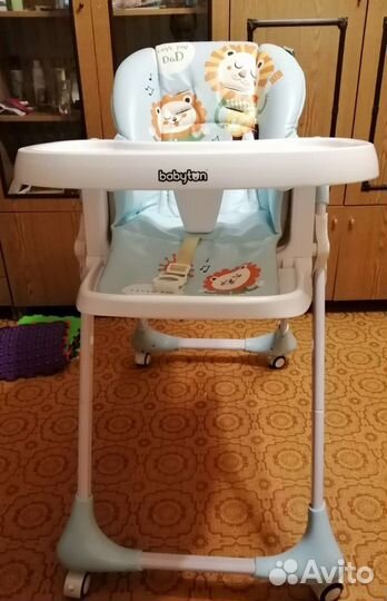 Детский столик для кормления