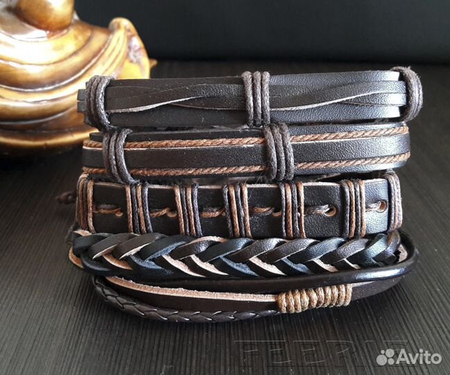Широкие кожаные браслеты