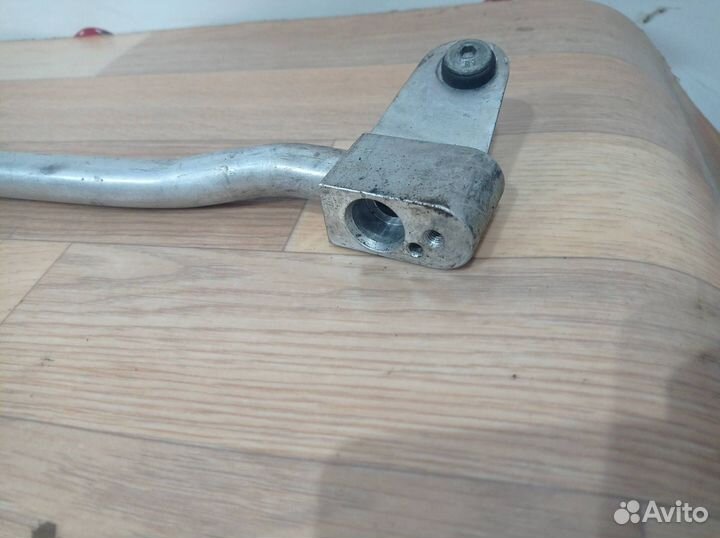 Трубка кондиционера BMW 5 F07/F10/F11 рест. F10