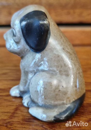 Антиквариат. Статуэтка собаки