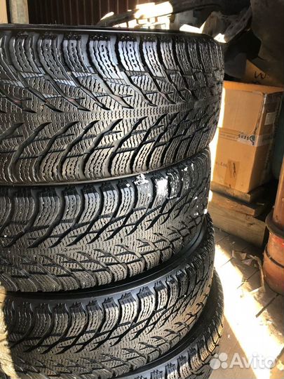 Nokian Tyres Hakkapeliitta R3 225/65 R17 106R