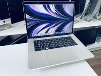 MacBook Pro 15 (2018) i7 2.6 16 Ram 1 TB SSD П-900