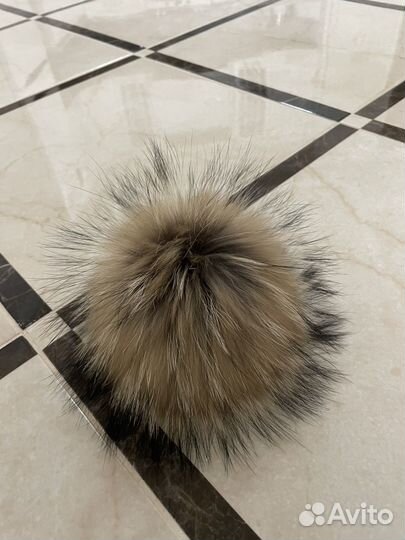 Меховые пампоны