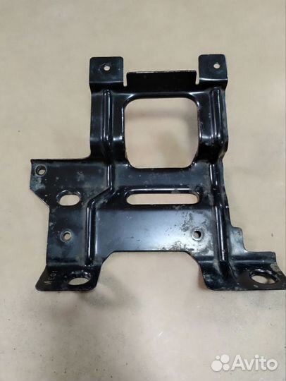 Кронштейн радиатора mazda bt 50