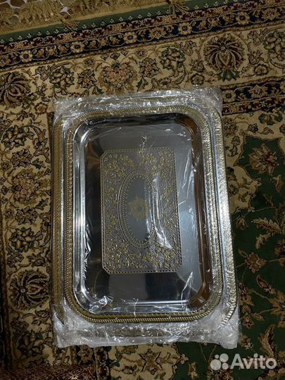 Поднос металлический