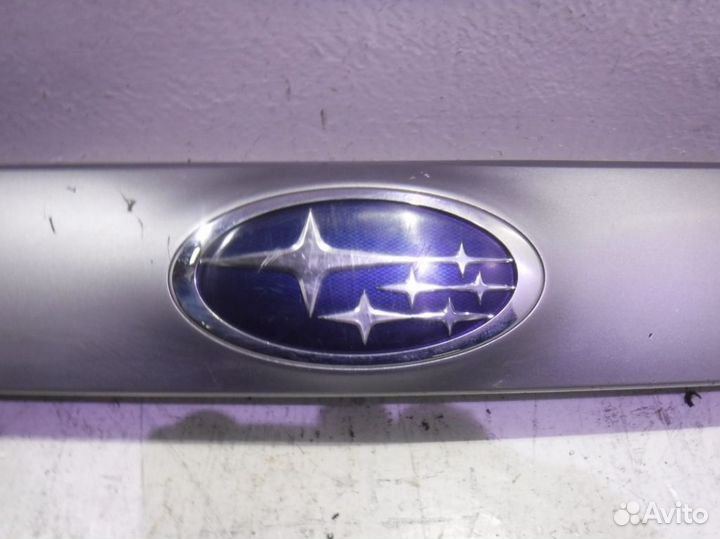 Накладка двери багажника