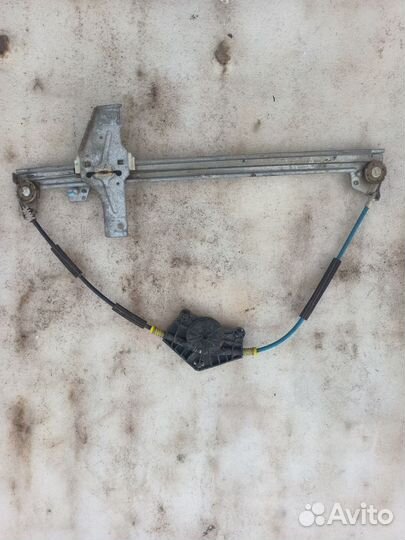 Стеклоподъемник передний правый Peugeot 307