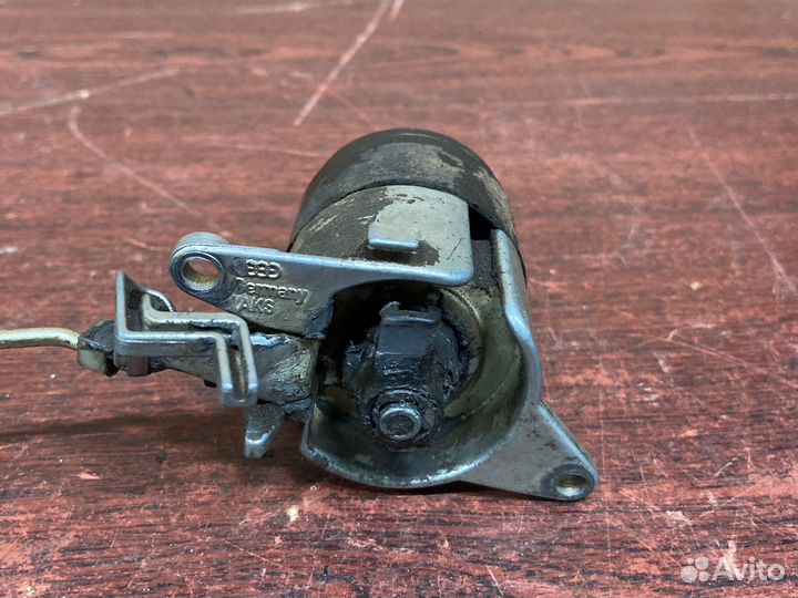 Замок багажника ауди 80 б4