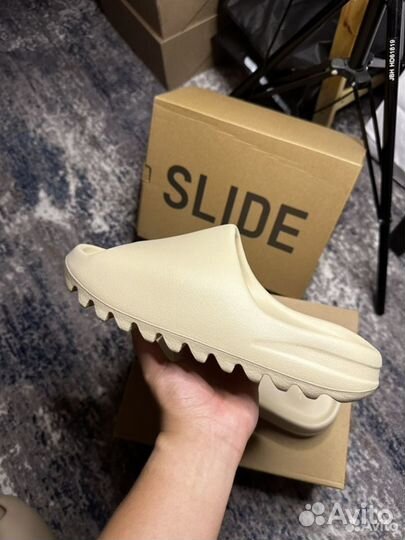 Тапки adidas Yeezy Slide (Новые)