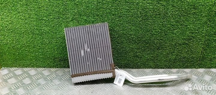 Радиатор печки Volvo C30