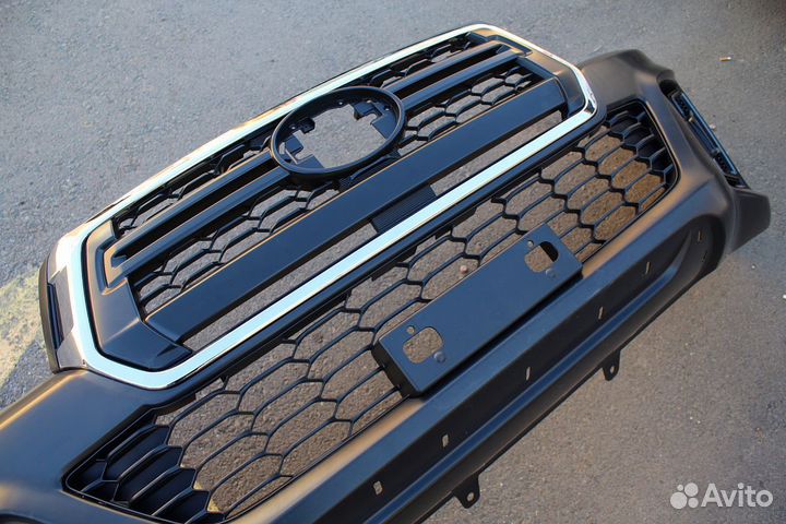 Hilux Pick Up 2015+ Бампер в стиле 2018+ B7GN9