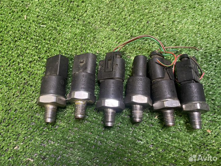 Датчик давления топлива Mersedes W202