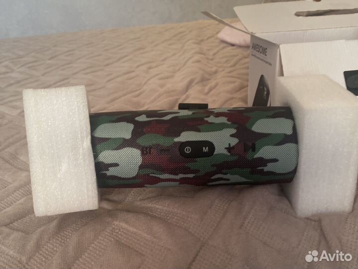Блютуз колонка JBL