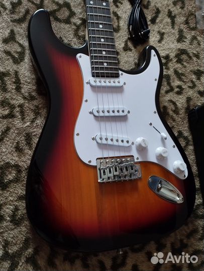 Набор электрогитара и комбик