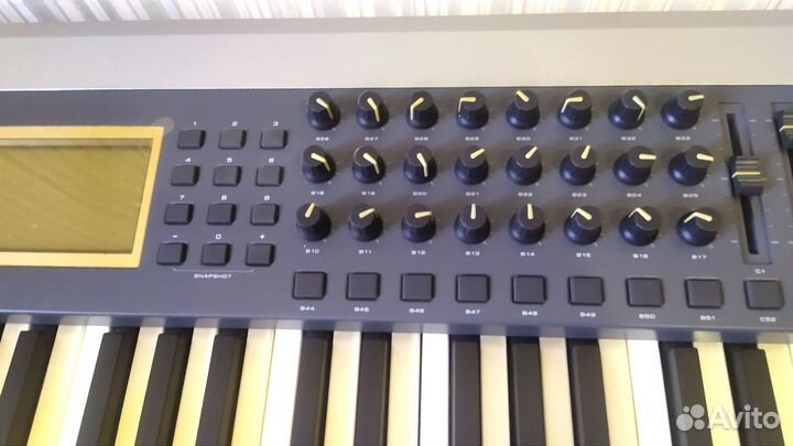 Миди-клавиатура M-Audio Keystation Pro 88