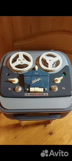 Катушечный магнитофон камета