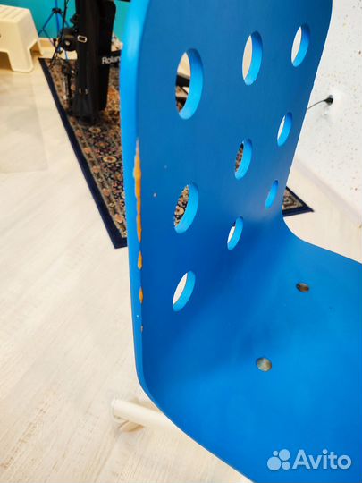 Стул икеа Юлес детский на колесиках